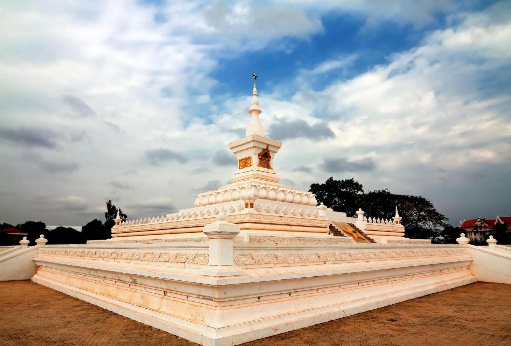 Hotel Continental Plaza Vientiane Ban Nongdouang Exterior foto